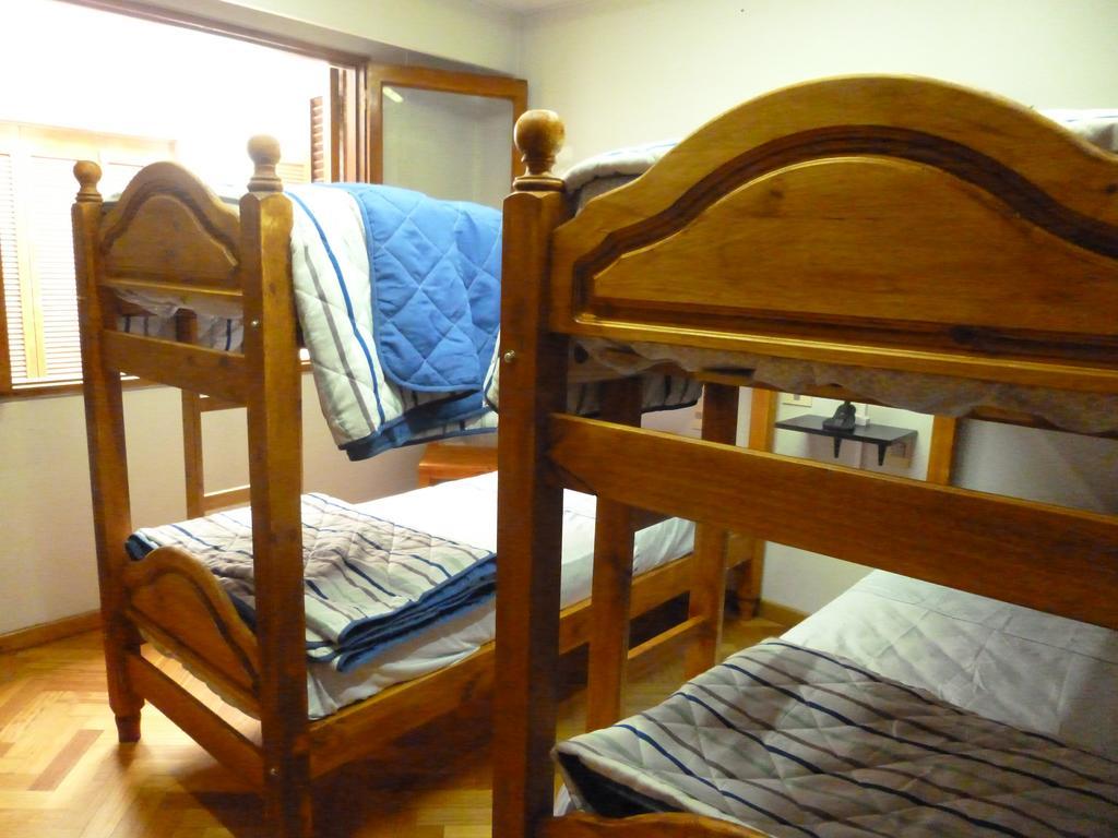 Hostel De Los Artistas Мендоса Екстер'єр фото