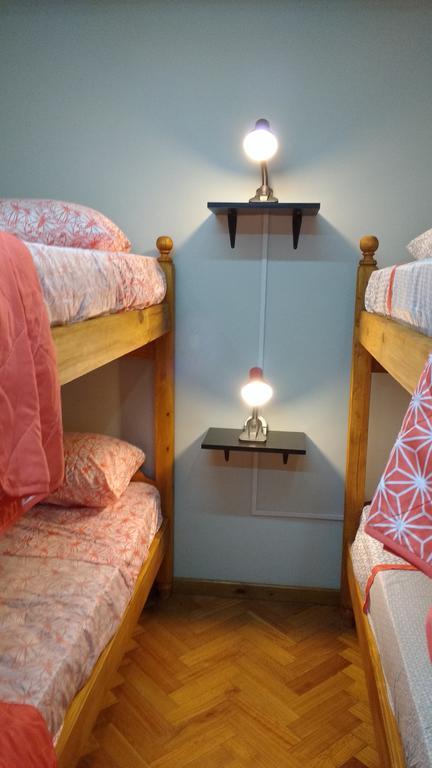 Hostel De Los Artistas Мендоса Екстер'єр фото