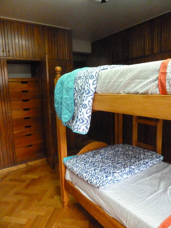 Hostel De Los Artistas Мендоса Екстер'єр фото