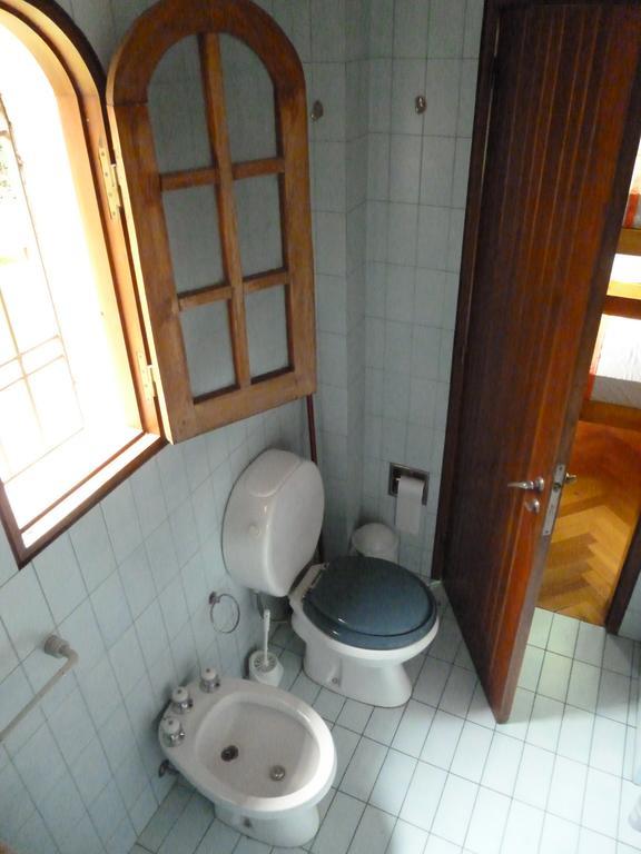 Hostel De Los Artistas Мендоса Екстер'єр фото